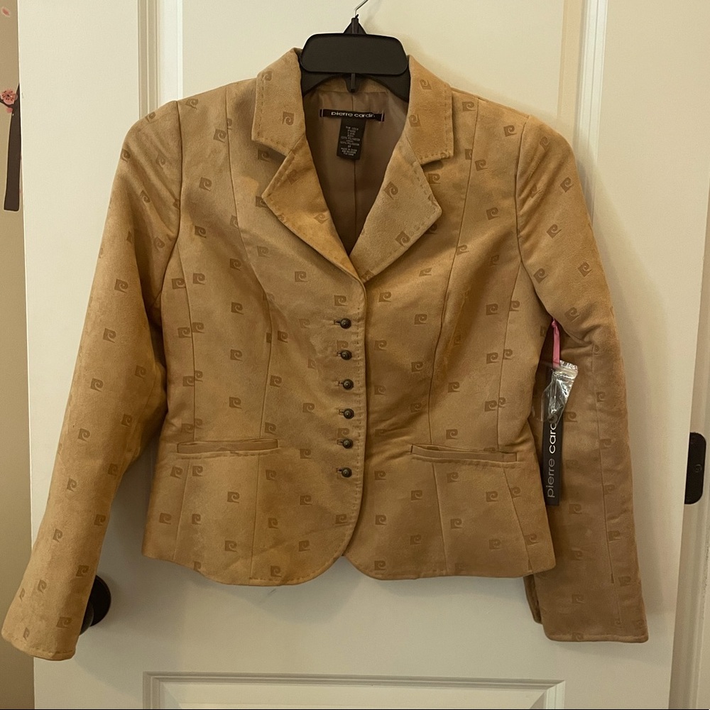Pierre Cardin Ladies Jacket  Size 6P 🧡